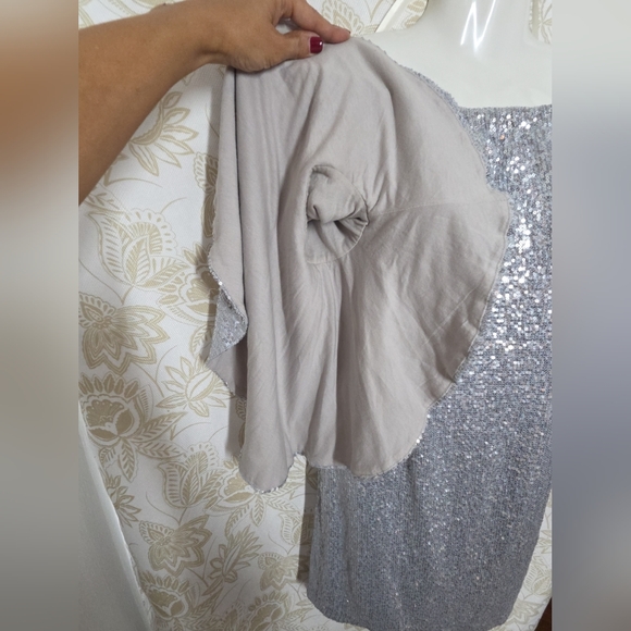 NEW Boston Proper Silver Sequin OFF The Shoulder Dress Sz 10 Fishtail Mermaid - Picture 12 of 16